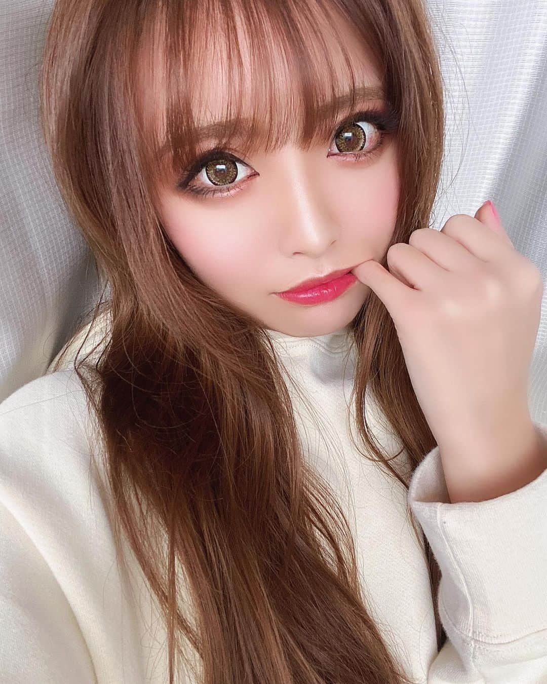 立華えれなさんのインスタグラム写真 - (立華えれなInstagram)「カラコンは9年くらい みんカラ使ってるよ🥰💕 これはKingdom17だけどqueenのブラウンも 愛用してまする🥰💕まじ盛れる。 . 16mmは最高。 . #みんカラ #みんなのカラコン #カラコン #model #可愛い #すき❤️ #happy #instalike」11月26日 18時15分 - erenadayo