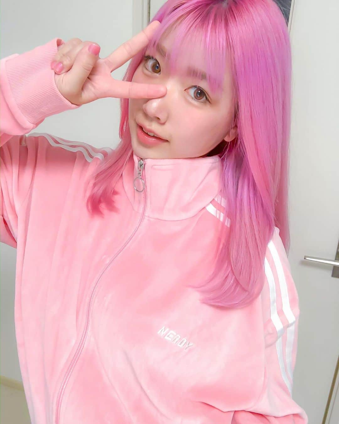 ゆとりさんのインスタグラム写真 - (ゆとりInstagram)「New color. (@yuichirokomatsu_ )#nerdy #japan #japanesegirl #japanese #followme #selfie #cosplay #셀카 #팔로우미 #얼스타그램 #셀스타그램 #섹시」11月26日 18時37分 - creamcandy123