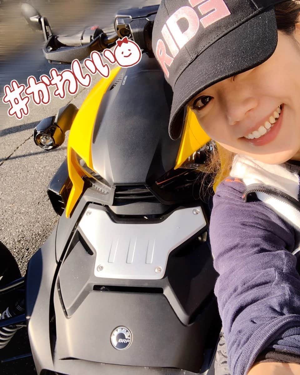 のインスタグラム：「‪ライカー 可愛いなぁ‬‪(*´`)❤︎‬ My Ryker is soooo cute <3 . ‪#唯一無二の愛嬌がいっぱい‬ ‪#〼〼愛着 ♡Ryker(*´ω｀*)‬ . ‪#カンナムライカー #canamRyker‬ #ryker #canam #brpcanam #canamspyder #rykerrally #ryker900 #myryker #girlswhoride #bikegirls #bike_japan #ライカー #木村亜美 #カンナムスパイダー #洗車 #girlswhoridebikes #motorcyclegirls #trike #trikelife #trikedrift #trikegirls #トライク女子 #トライク #トライクバイク #カンナム #brp」