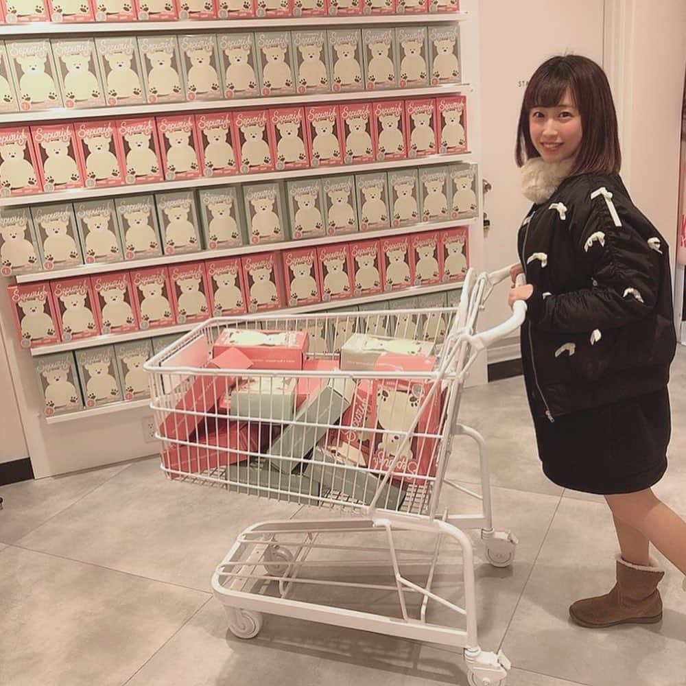桜愛美さんのインスタグラム写真 - (桜愛美Instagram)「お買い物するです🐻 #model #sega #福岡 #桜愛美 #shopping」11月26日 19時13分 - manami_guitars