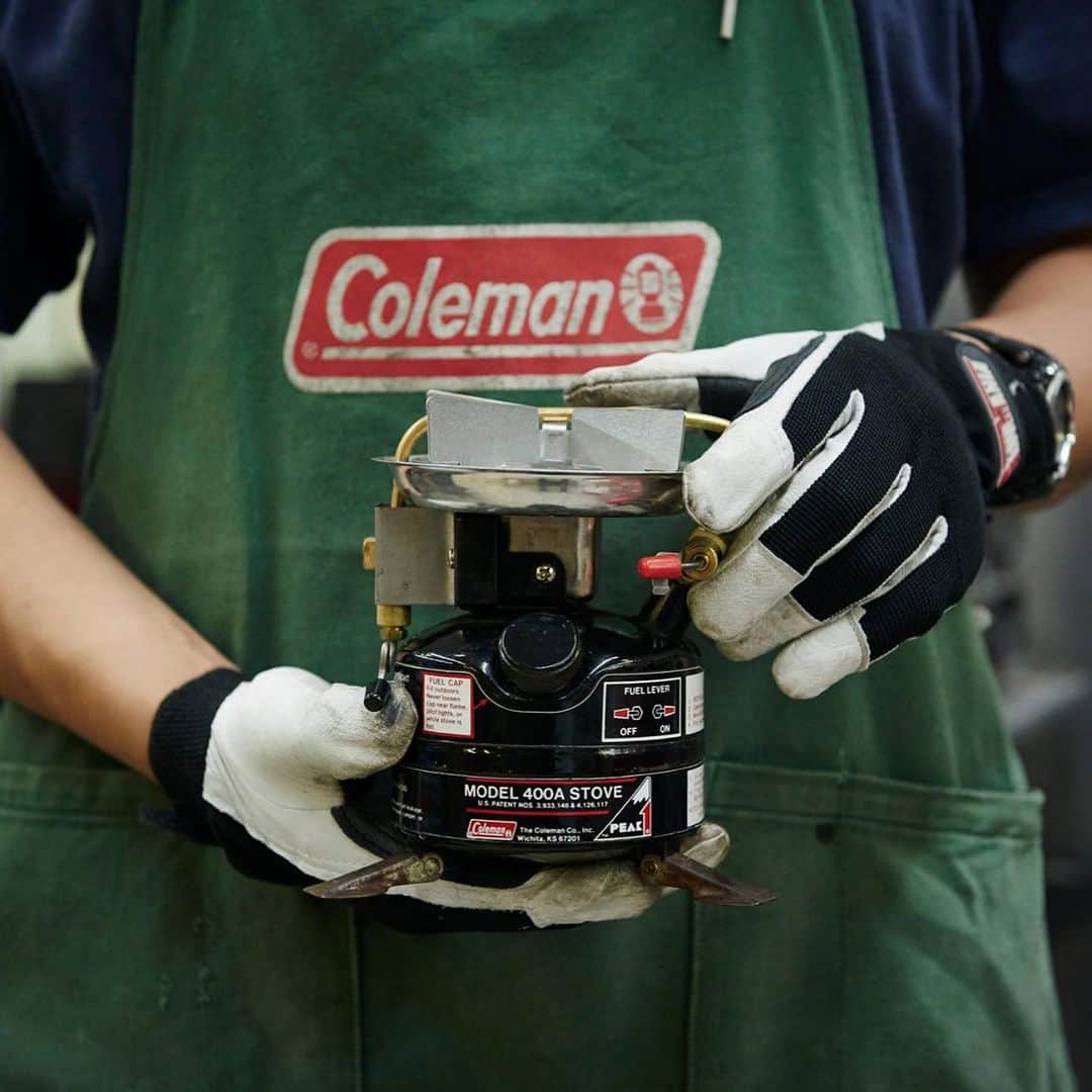 Coleman Japanのインスタグラム：「🛠ギアの点検をしよう🛠  春から秋まで活躍してくれたアウトドアギアたちの点検をしていますか？ ・ ポールの経年劣化や、燃焼器がちょっと元気がなかったり 、お使いのコールマン製品に気になる点🤔がありましたら、お気軽にカスタマーサポートへお問い合わせください😉 ・ また、コールマン公式オンラインショップではパーツ🔩の販売をしておりますので、ぜひこの機会にご利用ください。 ・ ━━━━━━━━━━━━━━━ 🔍 コールマン パーツカタログ http://partscatalog.special-coleman.com/ ・ 💁‍♀️カスタマーサポート ☎︎0120-111-957 カタログに載っていないパーツや、その他コールマン製品でお困りの際はカスタマーサポートまでお気軽にご相談ください。 ━━━━━━━━━━━━━━━ ・ ・ ・ #灯そうColeman #灯そうコールマン #灯そう #Coleman #コールマン #Tent #テント #Lantern #ランタン #Camp #キャンプ #Outdoor #アウトドア」