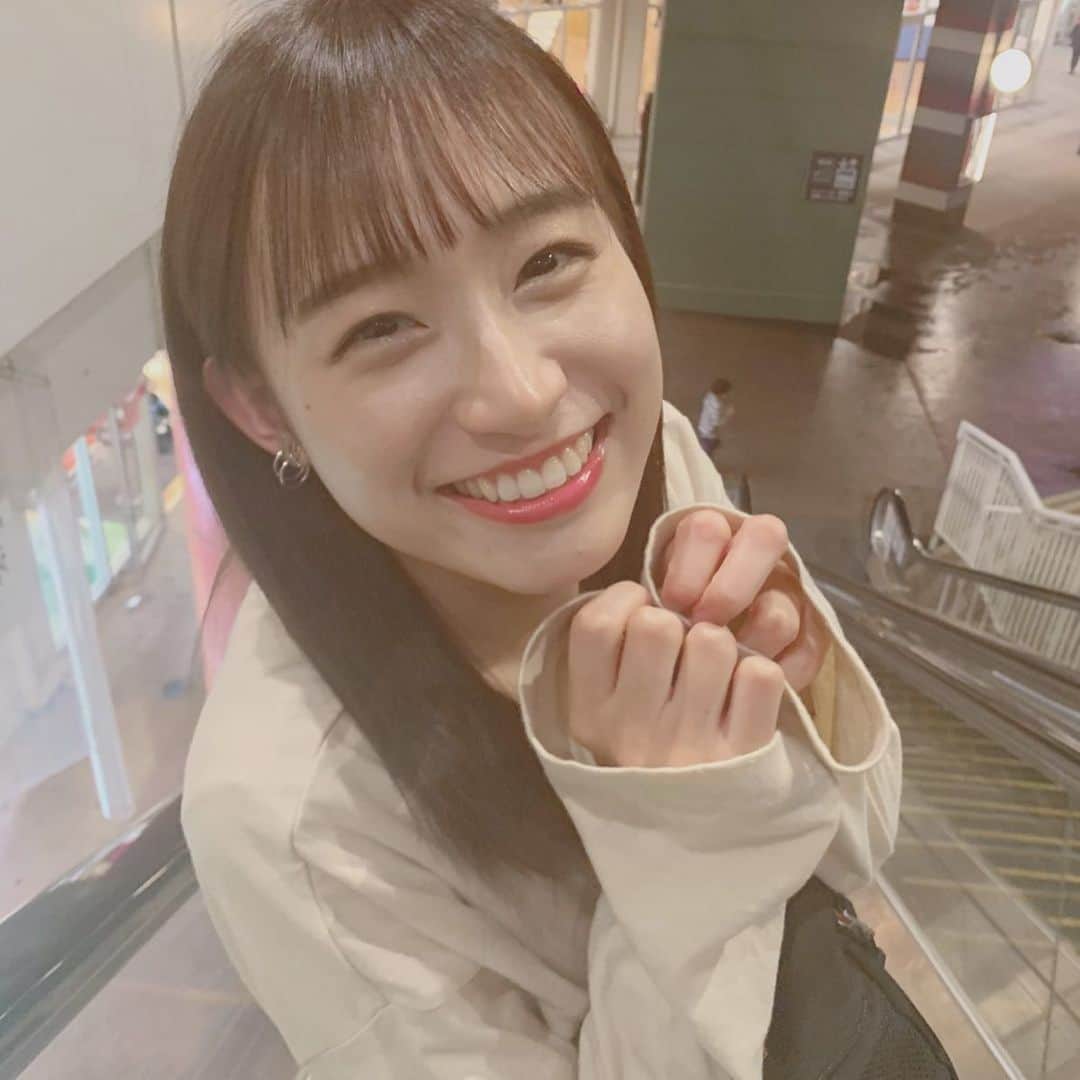 鈴木えりかのインスタグラム：「. この間ターミネーター見ました めちゃくちゃおもしろかった 迫力満点！！！！！！ 隣でお母さんリアクションうるさい😥😂 アーノルドシュワルツネッガーさんは いくつになってもめちゃくちゃかっこいい . . . . #ターミネーターニューフェイト #ポーズ #なにこれ #笑」