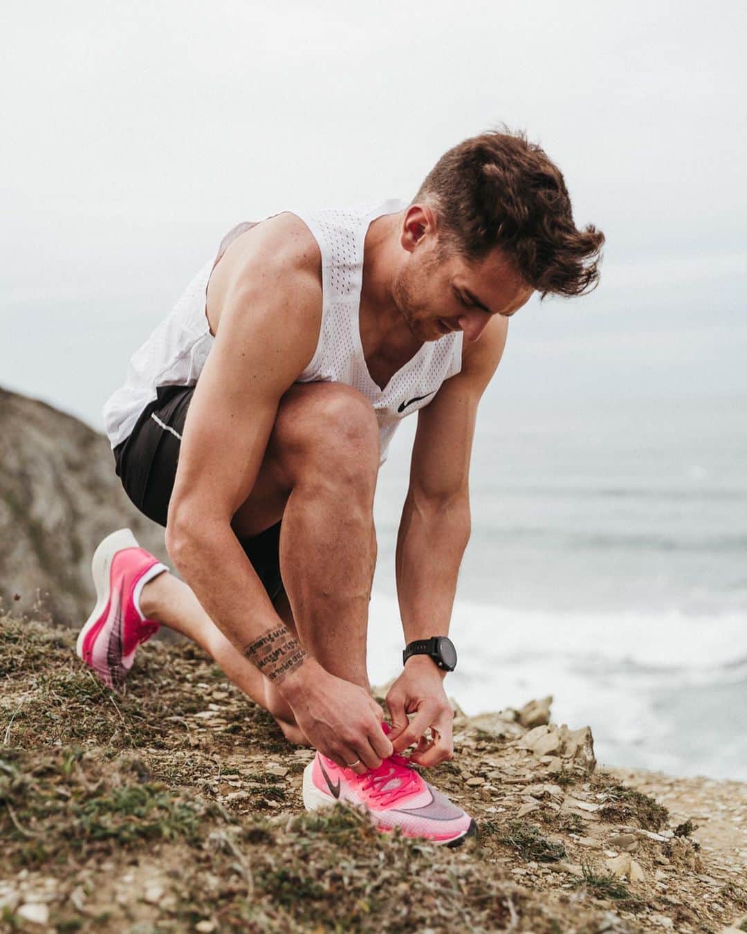 イバイ・ゴメスのインスタグラム：「🏃🏼‍♂️ @nikerunning」
