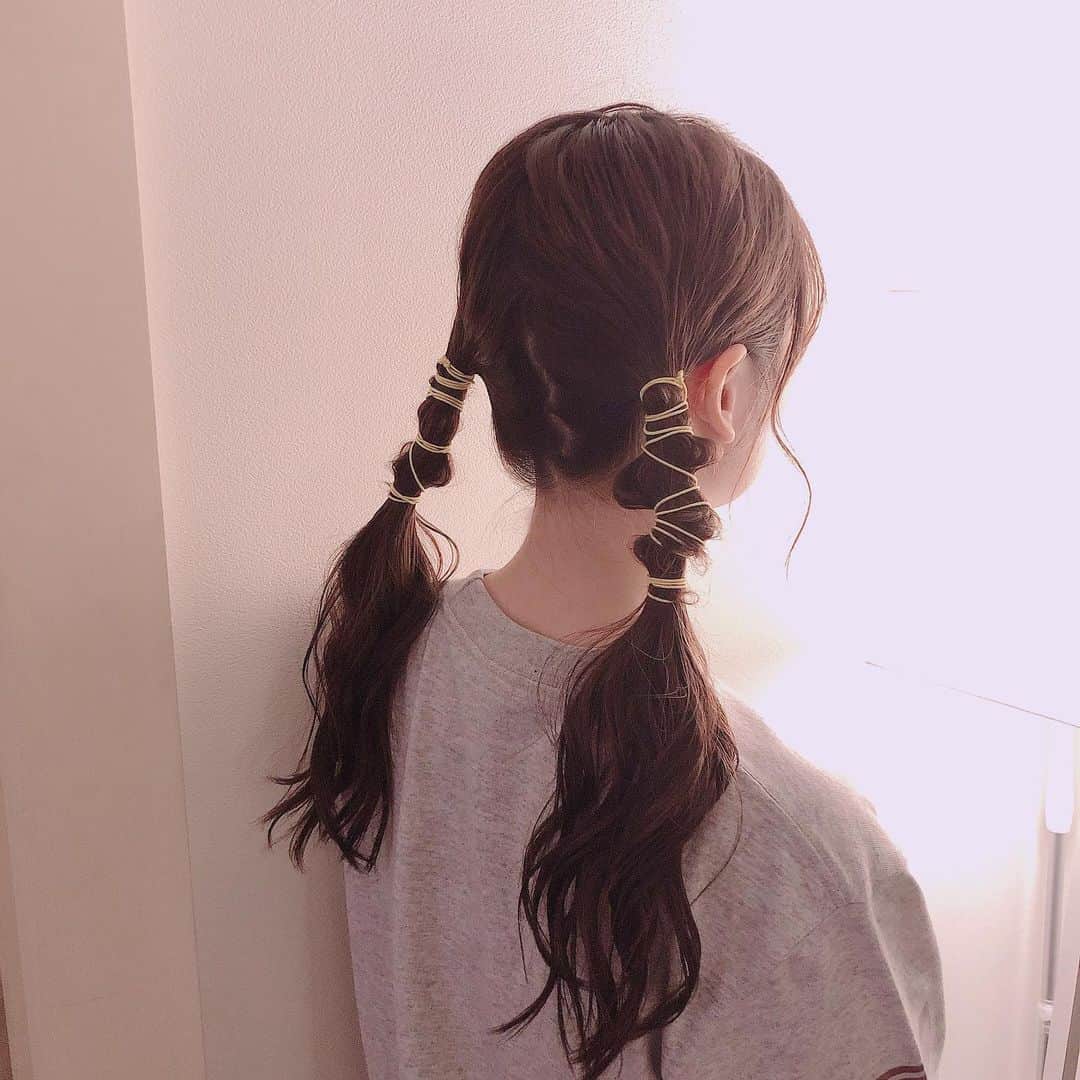 山下七海さんのインスタグラム写真 - (山下七海Instagram)「﻿ ﻿ 髪型はこんなでした🏹💖﻿ ﻿ ﻿ #なないろレシピ﻿ #ななピ﻿ #ヘアメイク﻿ #ヘアアレンジ ﻿ #さんちゃん」11月26日 22時28分 - aishite773
