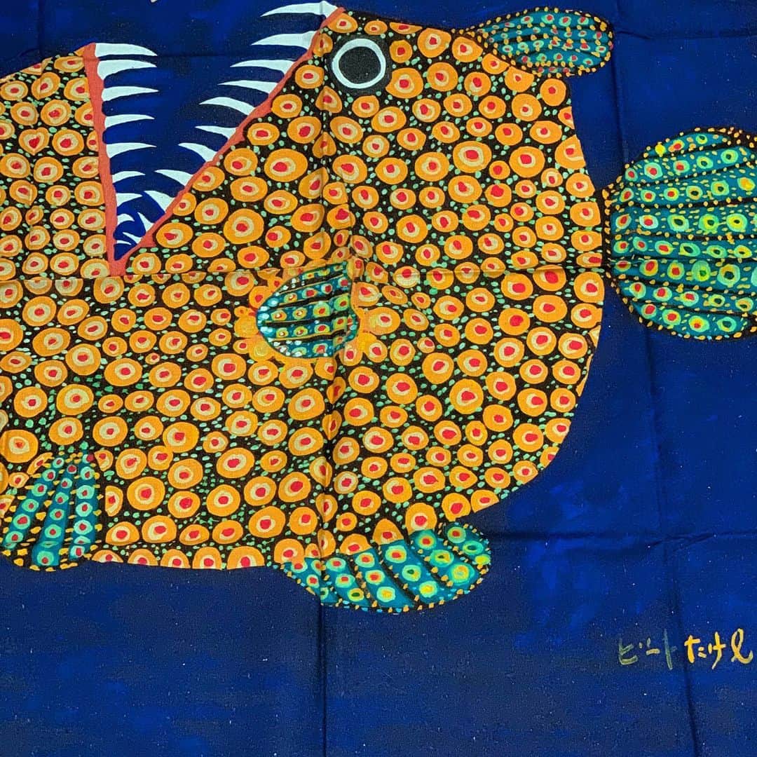 のインスタグラム：「北野監督の絵画の大判の風呂敷頂きました。素敵。額に入れて飾ろう！」