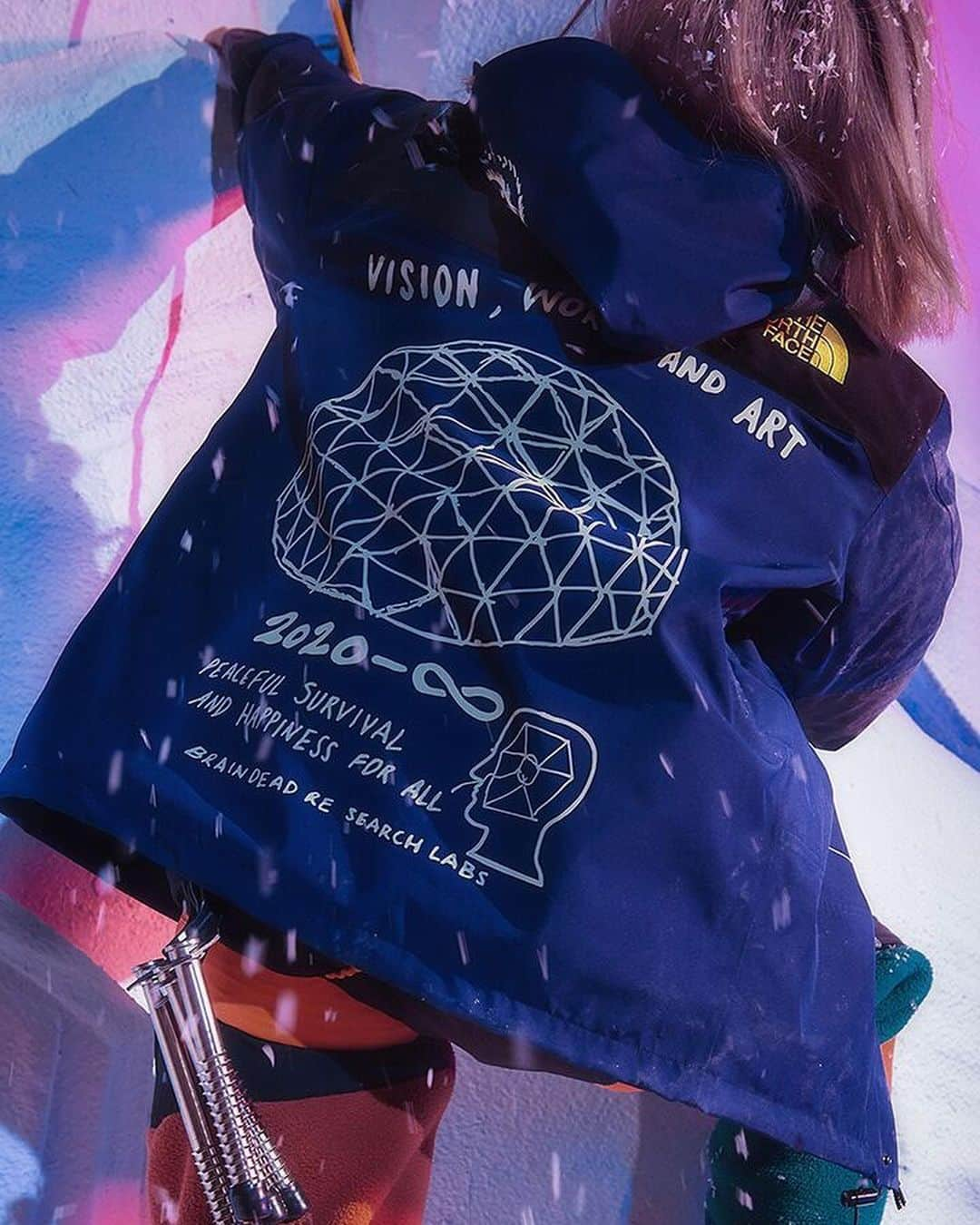 白石阿島さんのインスタグラム写真 - (白石阿島Instagram)「To infinity🧠❤️! @thenorthface @wearebraindead」11月26日 23時22分 - ashimashiraishi