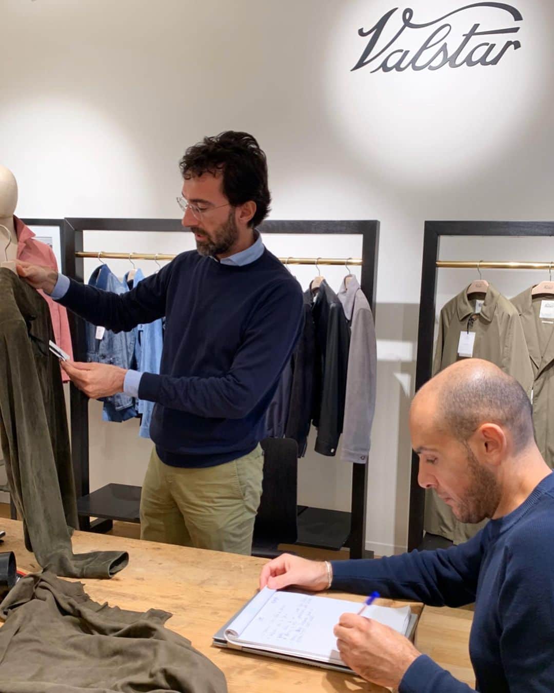 スコット・シューマンのインスタグラム：「Can’t wait till Pitti Uomo this January to debut a capsule collection I’ve been working on with the iconic @valstarofficial brand! I’ve had a chance to reimagine the classic Valstarino in a way that’s modern, while retaining its classic perfection!」