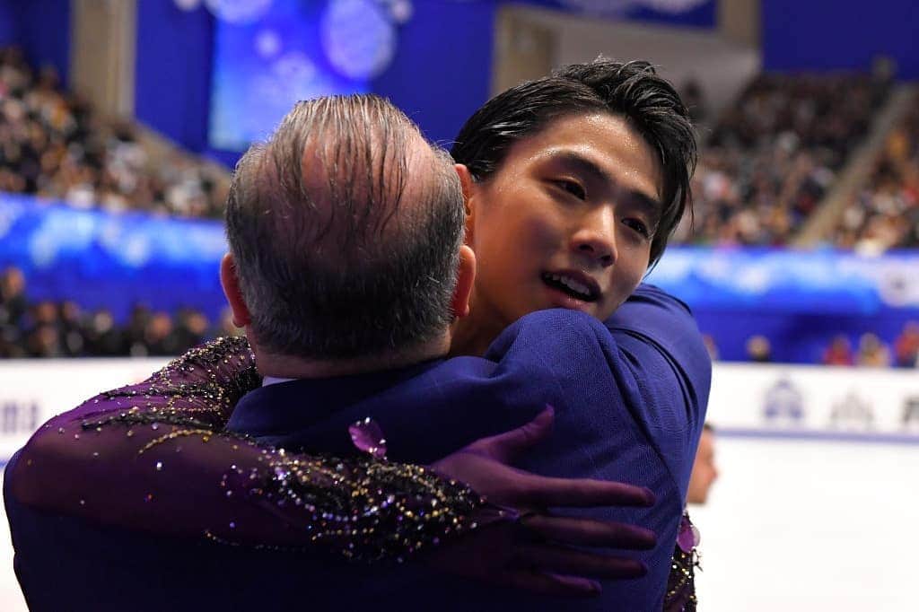 ISUグランプリシリーズさんのインスタグラム写真 - (ISUグランプリシリーズInstagram)「🔙 Before the Grand Prix Final starts there's still plenty of time to check out some of the amazing pictures from NHK Trophy ! 📸  Which one is your favorite? 😍  #GPFigure #FigureSkating」11月27日 0時43分 - isufigureskating_x