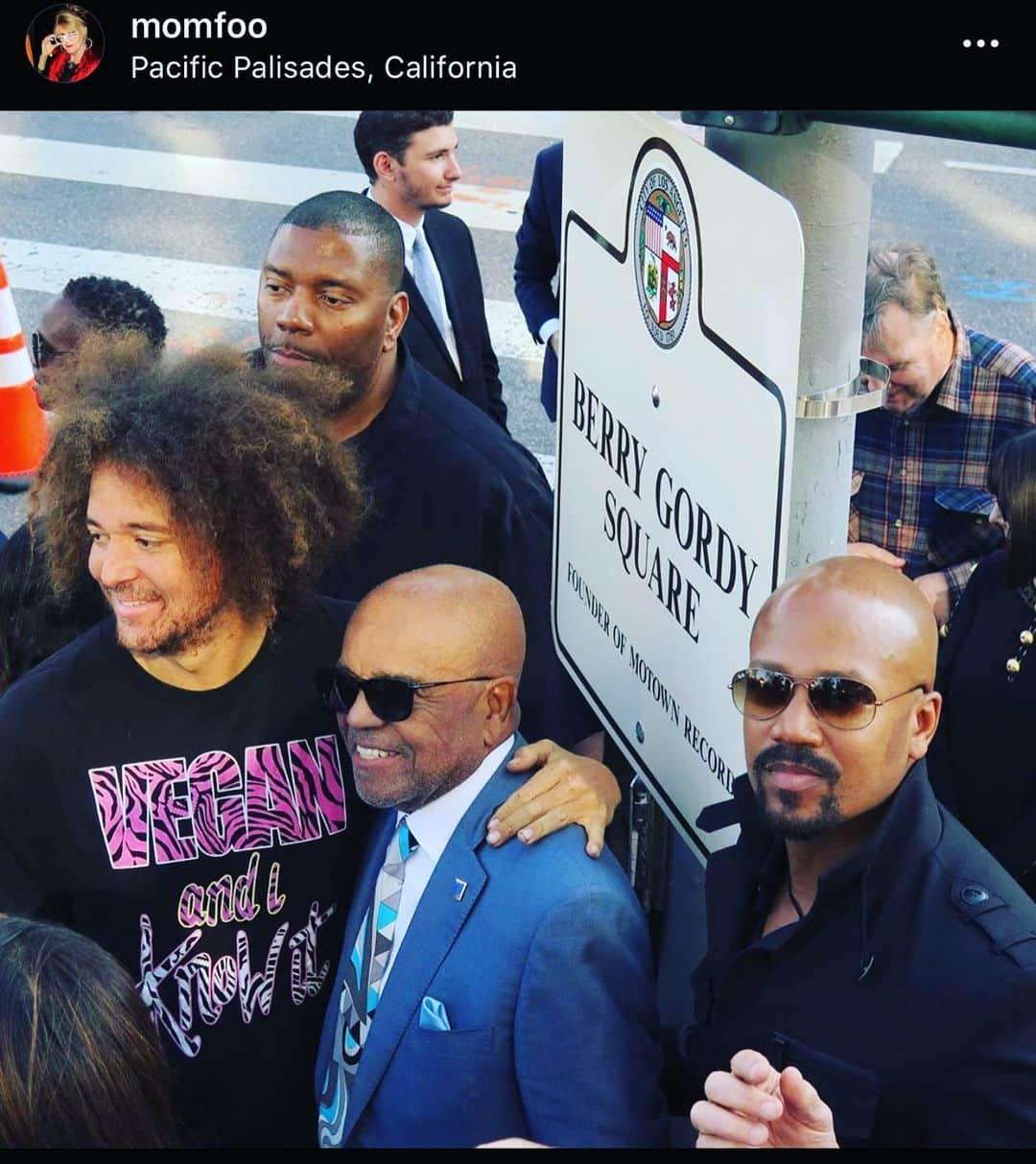 レッドフーさんのインスタグラム写真 - (レッドフーInstagram)「Your accomplishments are amazing and the human you are even more! Love you dad.  Photo cred:@momfoo」11月27日 1時50分 - redfoo