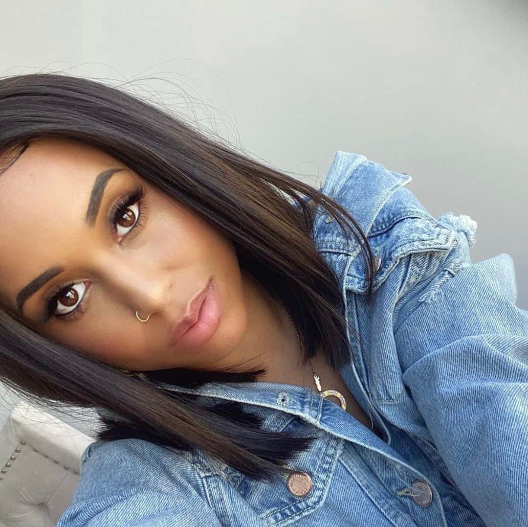 アイザイア・トーマスのインスタグラム：「Happy birthday to my beautiful wife @kayla_jasmin_ . Thank you for all you do for our family and the women you are to me! Enjoy your day baby I love you with yo old ass」