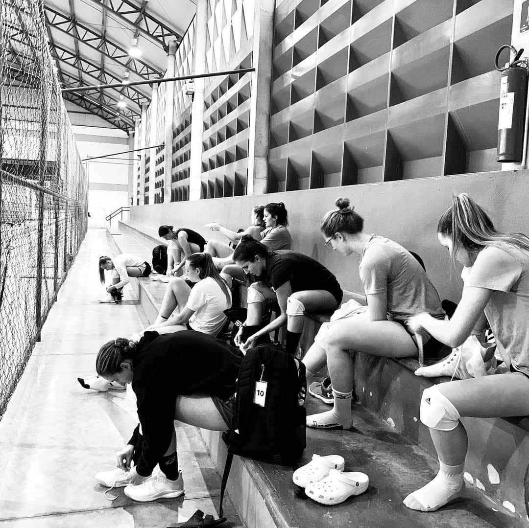 USA Volleyballさんのインスタグラム写真 - (USA VolleyballInstagram)「Good luck to USA Deaf Volleyball in the Panamdes Deaf Volleyball Qualification this week! First match today!」11月27日 3時28分 - usavolleyball