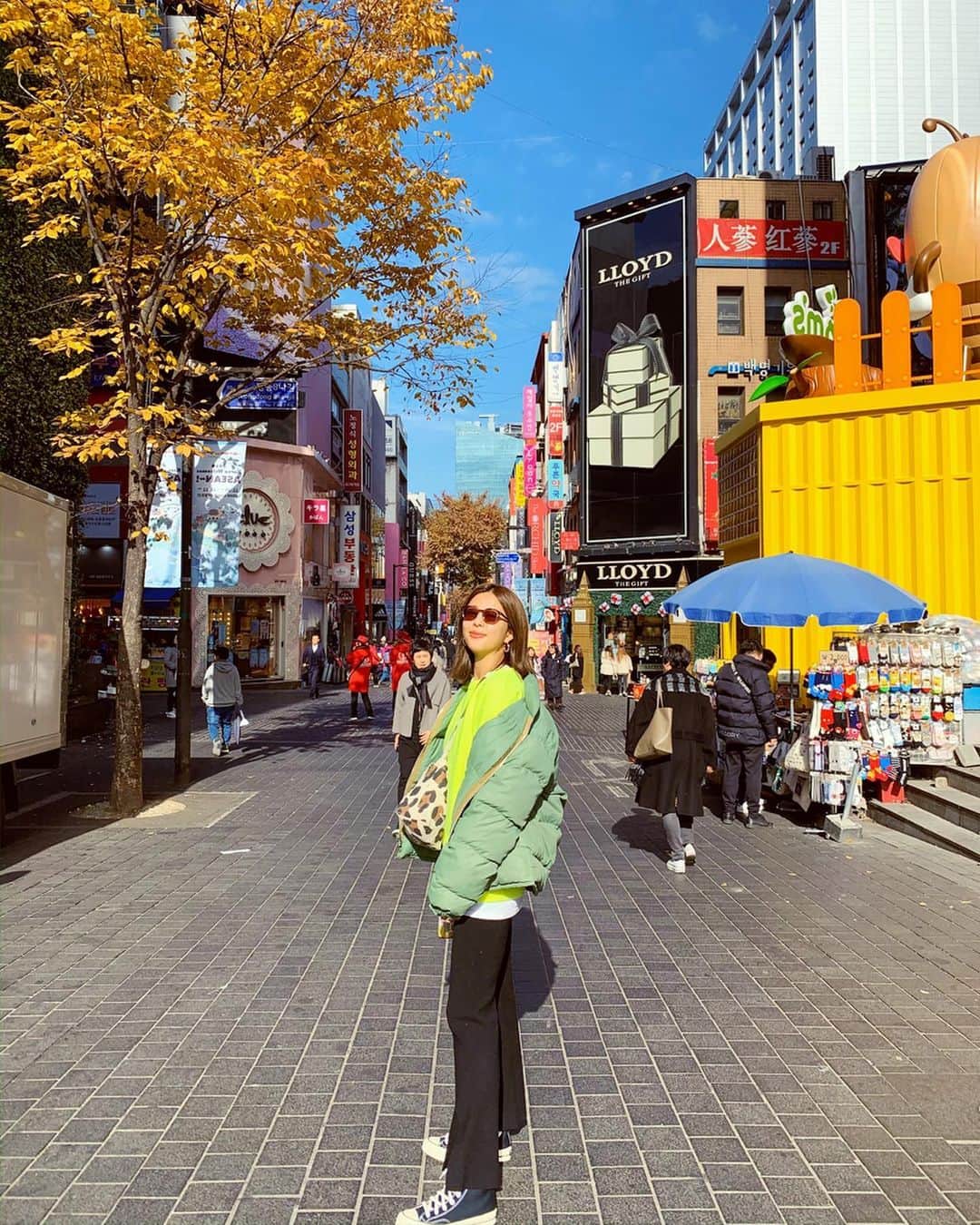 吉田夏海さんのインスタグラム写真 - (吉田夏海Instagram)「ひっさびさの韓国〜🇰🇷❤️﻿ ﻿ ストーリーののびのび選手権とか観てくれたかな？w😂﻿ ﻿ あんな感じで楽しんでおります🤩﻿ ﻿ また色々アップするね✨✨✨﻿ ﻿ #Seoul﻿ #korea﻿ #myeongdong﻿ #trip﻿ #traveling﻿ #韓国﻿ #明洞 #ミョンドン﻿」11月27日 3時31分 - natsumiiiiiiiiiii