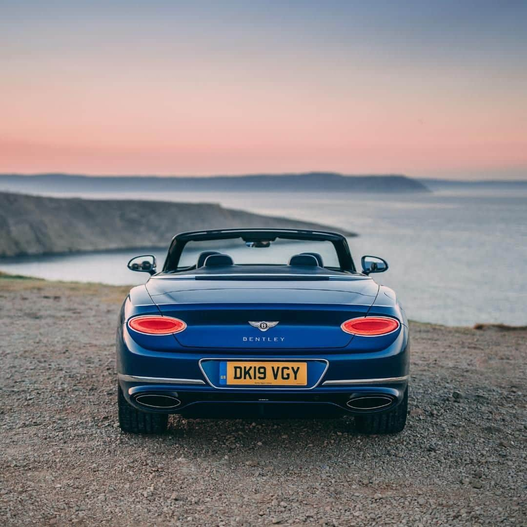 ベントレーさんのインスタグラム写真 - (ベントレーInstagram)「71% of Earth is covered in water. Pity. The #Bentley #ContinentalGT #Convertible in Sequin Blue. Configure yours through the link in bio. _ Continental GT Convertible WLTP drive cycle: combined fuel consumption: 19.1 mpg (14.8 l/100 km), combined CO₂: 336 g/km. Photo by @stephan_bauer」11月27日 4時30分 - bentleymotors