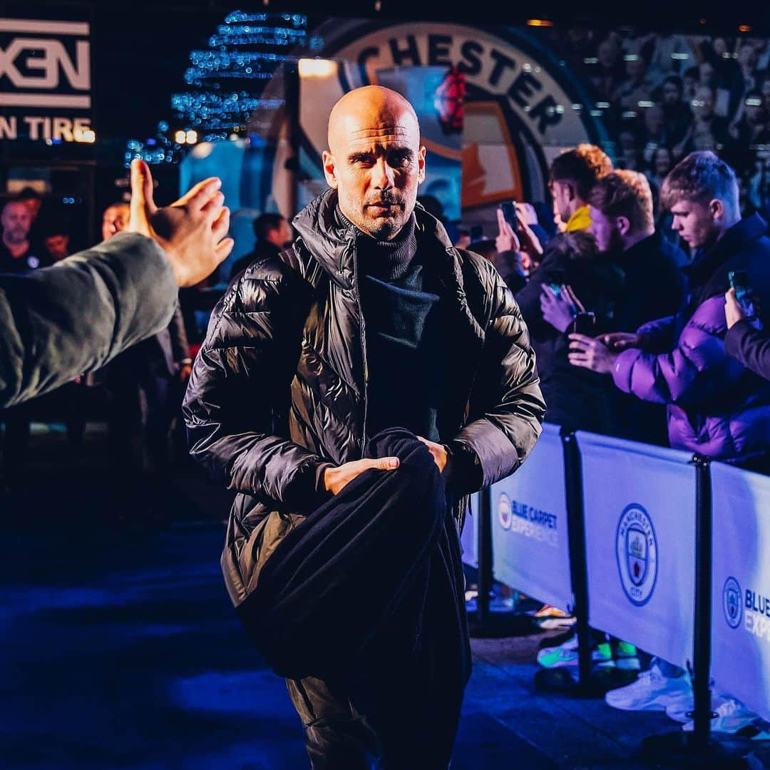 マンチェスター・シティFCさんのインスタグラム写真 - (マンチェスター・シティFCInstagram)「Let’s go to work 🔨 ⁣ ⁣ ⁣ ⁣ ⁣ ⁣ ⁣ #mancity」11月27日 4時41分 - mancity