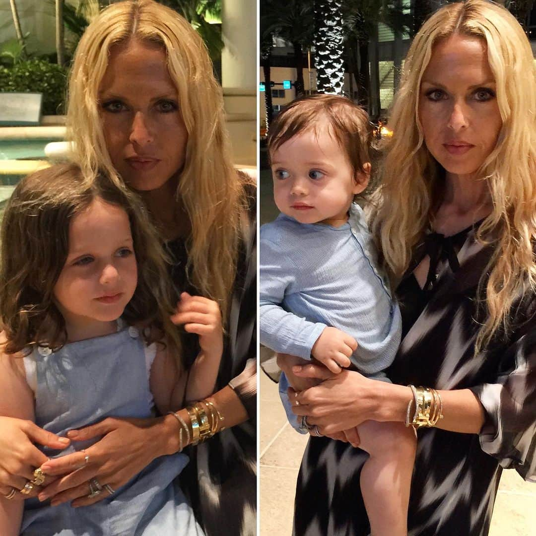 レイチェル・ゾーさんのインスタグラム写真 - (レイチェル・ゾーInstagram)「Same place different time 😭💔...me and my babies Sky at age 4 and  Kaius at age 1  in Miami #2015 #stop #time 🥰  and yes that’s SKY on the left not Kaius! xoRZ」11月27日 15時31分 - rachelzoe