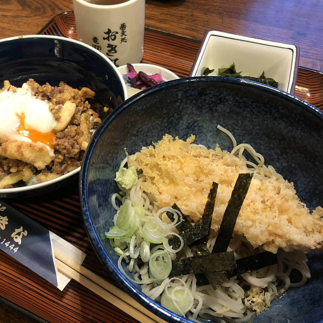 新山大さんのインスタグラム写真 - (新山大Instagram)「おきなで蕎麦定食、ぽんでコーヒー。ハムカレーはまたの機会に。 #そば処おきな #蕎麦定食 #喫茶ぽん #コーヒー #八戸ランチ #いっぱい歩きましたね #健康的」11月27日 14時25分 - dai_niiyama