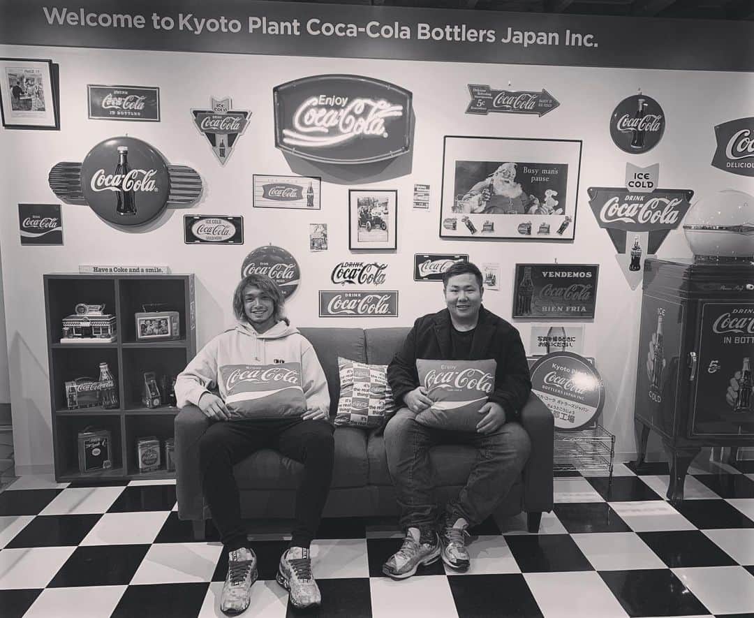 増山朝陽のインスタグラム：「お邪魔させてもらいました🙌　 ありがとうございました #cocacola  #コカコーラ #kyoto」