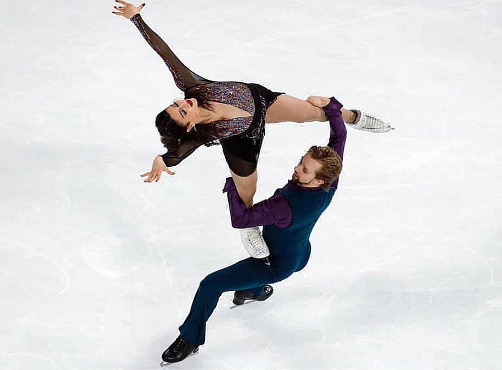 ケイトリン・ホワイエクさんのインスタグラム写真 - (ケイトリン・ホワイエクInstagram)「✋🏼🤚🏼 Look ma, no hands! ✋🏼🤚🏼 . 📷 @isufigureskating . . #hawayekbaker #isu #iceskating #icedance #lift #figureskating #skating #usfigureskating #teamusa #athlete」11月27日 7時41分 - kait_hawayek
