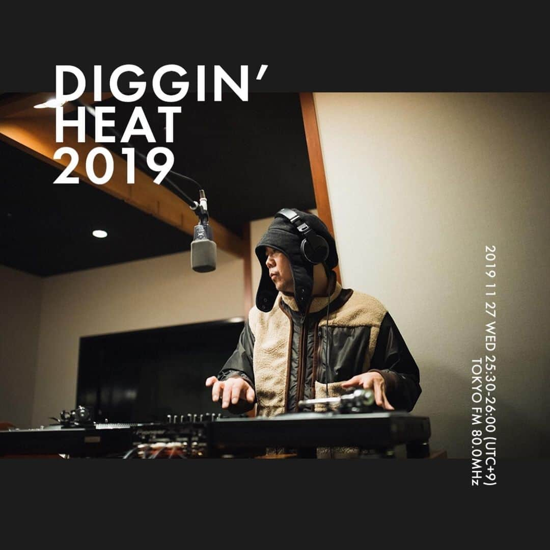 MUROさんのインスタグラム写真 - (MUROInstagram)「おはようございます〜 今夜のTFMでの【KING OF DIGGIN’】は、先日リリースされた『DIGGIN’ HEAT2019』を記念して、今夜は身も心も温まるソウルフルなMIXをお届け致しマス♪ 📡⚡️ 今夜も深夜1時半からの30分間、 レコードの音でノンストップのMIXにお付き合いください‼︎ @tokyofmofficial  @king_of_diggin  @opec_hit  @junyashimizu  @kentaro4139575  @lililililililillil  @seishiromorikawa  @habari_wood  @m.o.tr  photo by @murakenphoto  #20191127 #tfm_kod」11月27日 8時09分 - dj_muro