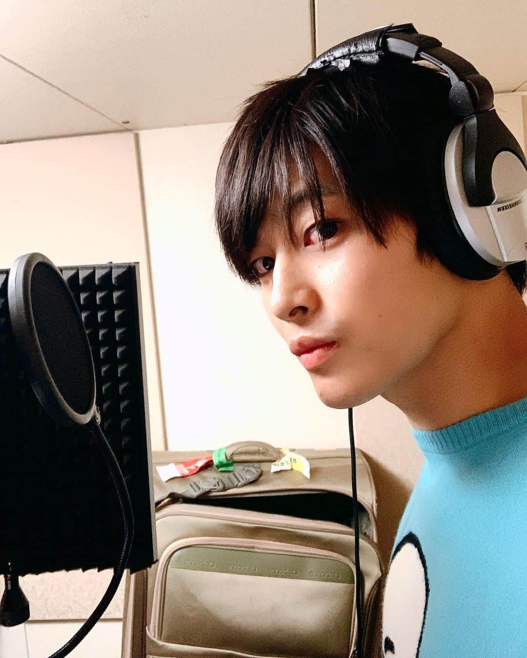のインスタグラム：「🎧🎵💎 #REC #レコーディング #Music #studio  #緊張以外なにも感じない #音を楽しめない」