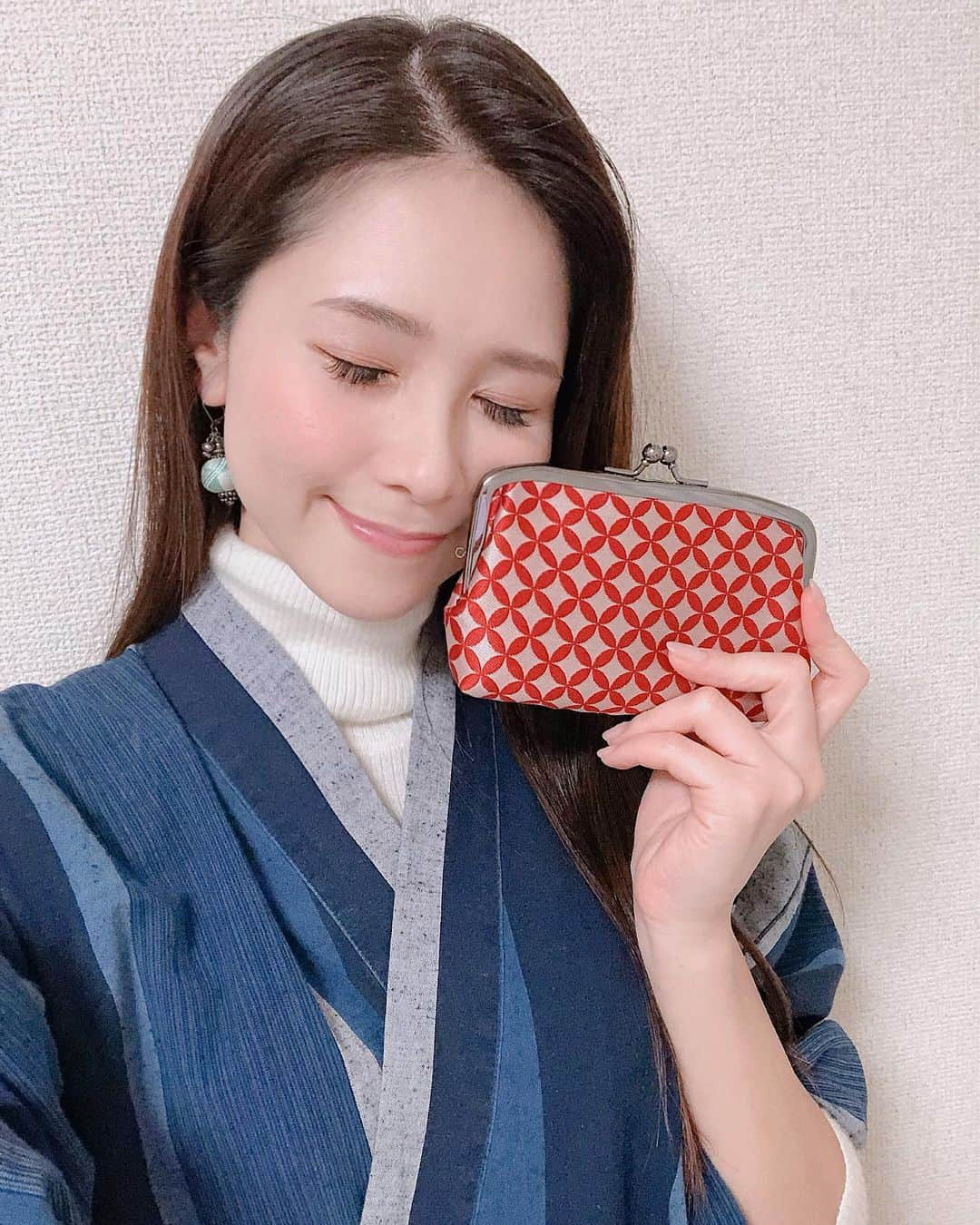 立花サキさんのインスタグラム写真 - (立花サキInstagram)「おはようございます！﻿ ﻿ 和物がどんどん増えていく☺️﻿ 嬉しい♡﻿ 大切に使います(^^)﻿ ﻿ 今日も寒さに負けず﻿ 楽しみましょう🤙﻿ ﻿ ヤル気スイッチON！﻿ ﻿ #作務衣﻿ #作務衣モデル﻿ #作務衣女優﻿ #日本﻿ #和物」11月27日 10時07分 - tachibanasakichaso