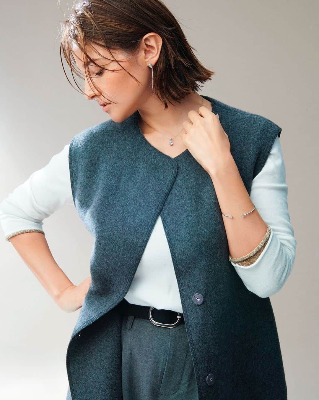 橋本麗香のインスタグラム：「@wwd_jp  ダイアモンド採掘にも自然に配慮をしている @forevermark の取り組みに 深く共感しました。」