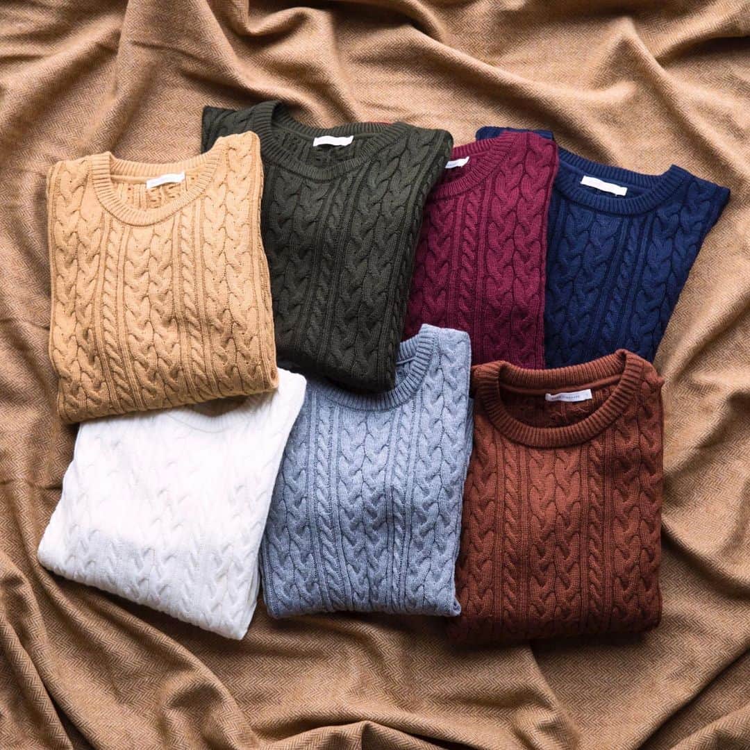 WEGOさんのインスタグラム写真 - (WEGOInstagram)「✔︎cable knit ¥1,999＋tax  #wego#ウィゴー#unisex#ユニセックス#fashion」11月27日 10時55分 - wego_official