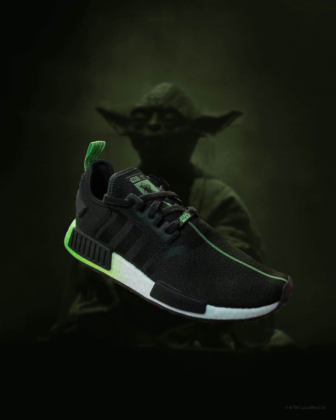 HYPEBEASTさんのインスタグラム写真 - (HYPEBEASTInstagram)「@hypebeastkicks: @starwars and @adidasoriginals have created a character-themed pack comprised of 6 shoes. The NMD R1 silhouette represents Darth Vader, Yoda, Leia, and Rey while the Nite Jogger elects R2-D2 and the stormtroopers. Get a closer look at the "Character Pack" by visiting the link in bio and look for the release on the adidas website December 2nd with prices ranging from $50 USD to $130 USD.⁠⠀ Photo: adidas Originals」11月27日 11時14分 - hypebeast