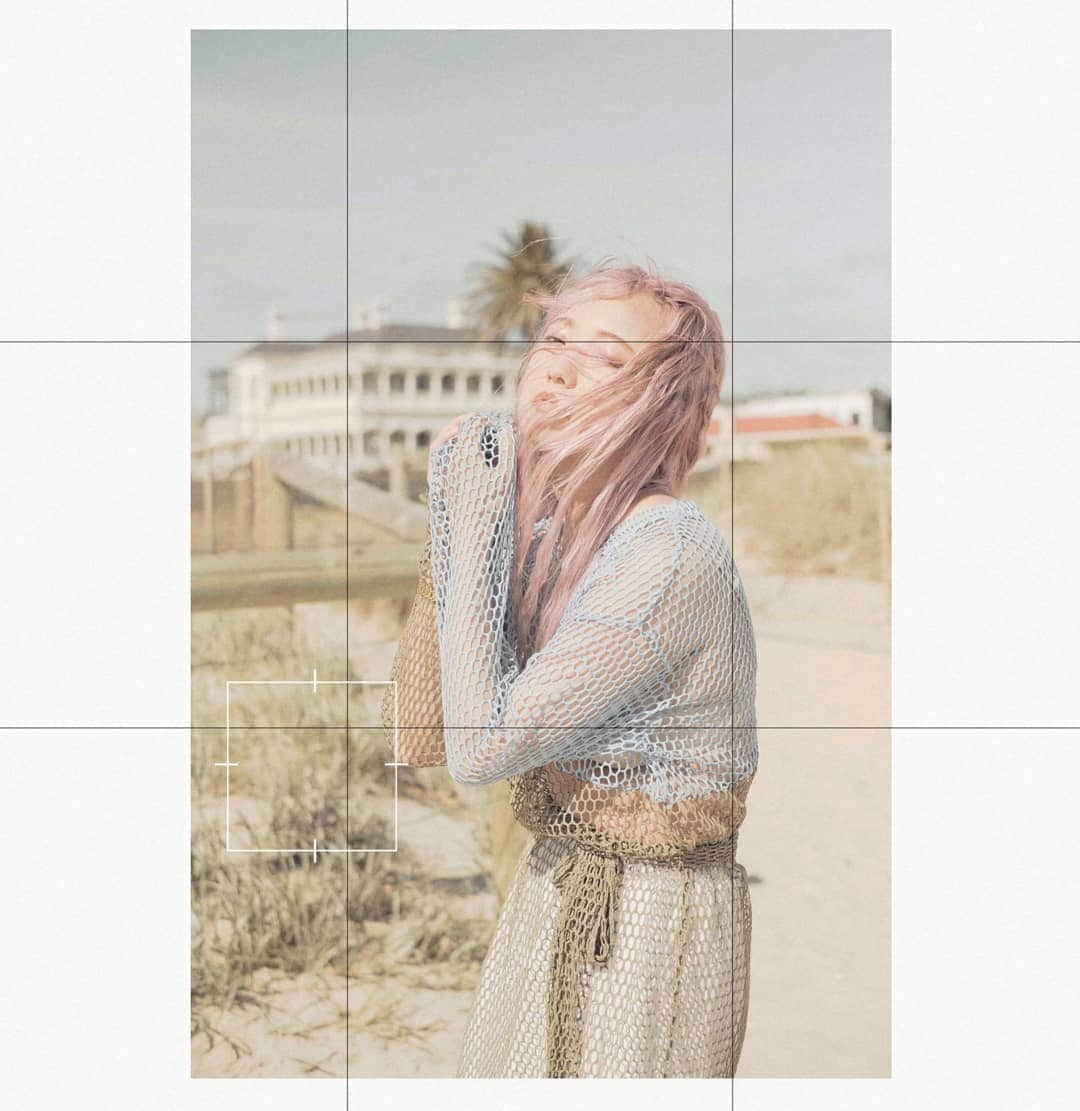 小林レイミさんのインスタグラム写真 - (小林レイミInstagram)「You focusing on inaccurate.🔎 #fashionlook #fashionimport #filmphotography #filmcamera #analogfilm #pinkhair #mood #beach #nature #nofilter」11月27日 12時10分 - _reimi._____