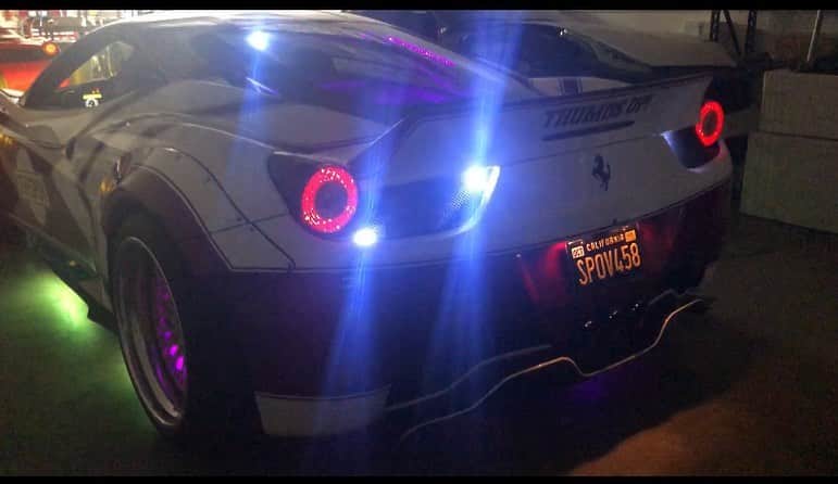 スティーブさんのインスタグラム写真 - (スティーブInstagram)「The Ferrari LED project finished yesterday and the result is incredible thanks to Yamaguchi-san @ofcustoms and Christian-san lol of @alpharestyling  Just wait till you see the video coming soon!! Totally one off One of a kind car for real!! フェラーリの電飾カスタムは凄い！　OF Custom の山口さんに大変お世話になりました。電飾LEDとオーディオ関係なら　@ofcustoms は間違えないです！最高！#ferrari458 #フェラーリ458 #電飾 #改造フェラーリ #カーラッピング」11月27日 12時21分 - stevespov