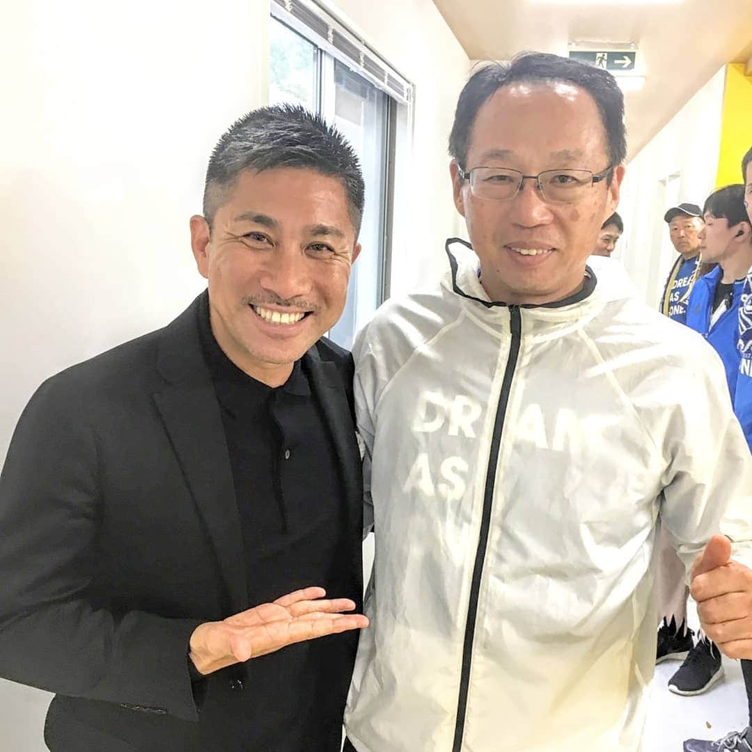 前園真聖さんのインスタグラム写真 - (前園真聖Instagram)「FC今治の岡田オーナーと👍 FC今治J3昇格おめでとうございます👏 #fc今治 #岡田武史  #前園真聖」11月27日 12時34分 - maezono_masakiyo