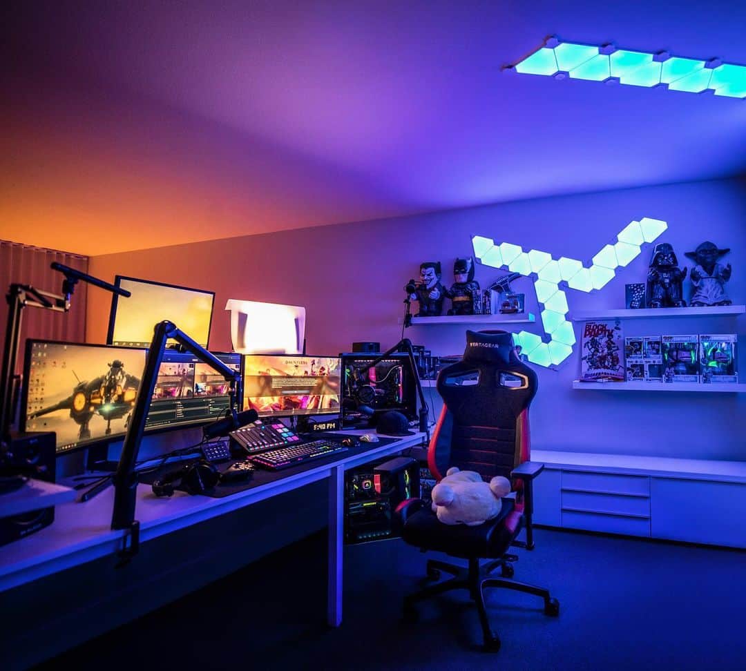 Steve Bitangaのインスタグラム：「👉🏽 @clxgaming / @vertagear 👈🏽 hey guys if you like my gaming setup it’s  time to gear up & save some 💰💵 @clxgaming & @vertagear has BLACK FRIDAY sales going on right now so check them out!! #stevebitanga #gaming #gamingsetups #teamverta」