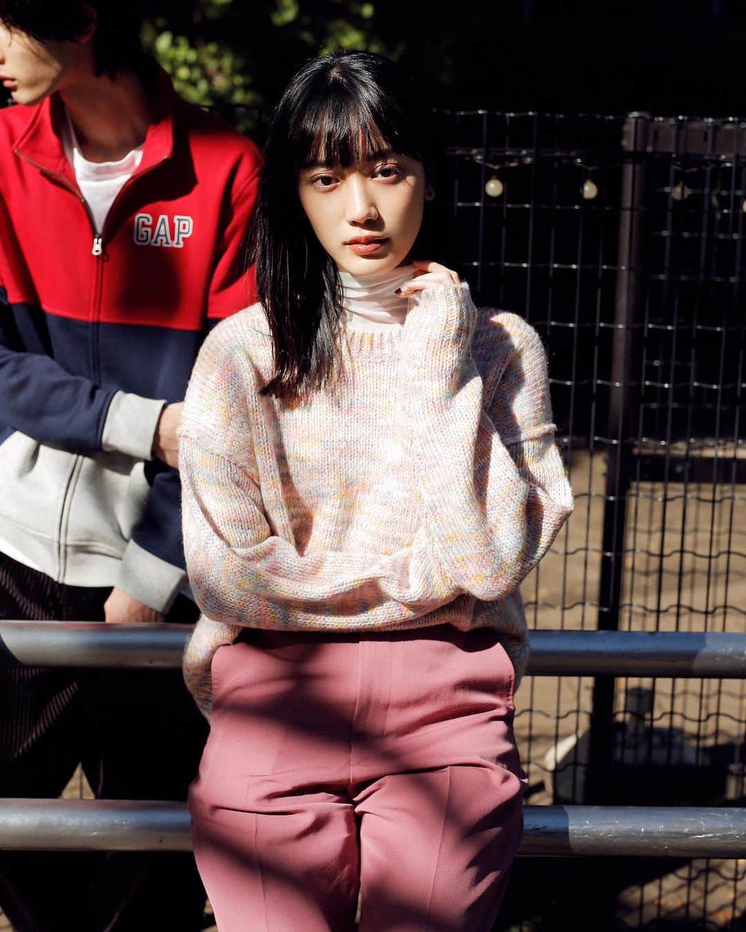 Droptokyoさんのインスタグラム写真 - (DroptokyoInstagram)「TOKYO STREET STYLE Name: @mari_ka95  Knit: @gap_jp  #GAP#GiftTheThought#その想いを贈ろう#pr #droptokyo#tokyo#japan#streetscene#streetfashion#streetwear#streetculture#fashion Photography: @kyoheihattori」11月27日 13時34分 - drop_tokyo