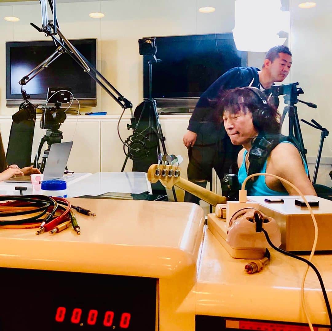 日野賢二のインスタグラム：「I'll be on Pharcyde TV/R2 Radio next month！ played 2songs from my CD Live and 1 surprise Jam w/Roro and Risa!」