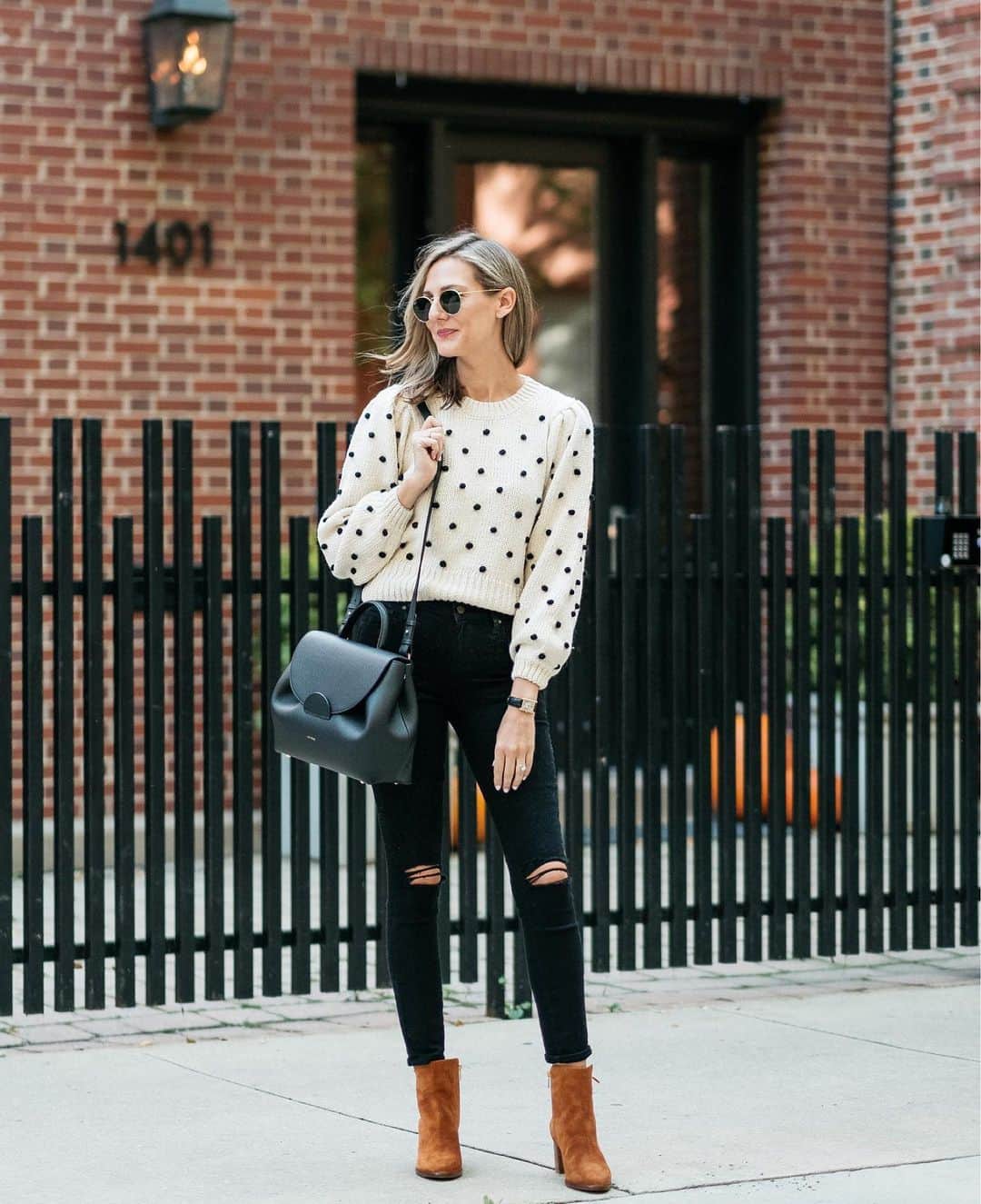 Anna Jane Wisniewskiのインスタグラム：「Some favorite looks from @shopbop - lots of it on sale! Swipe through to see more looks. @shopbop http://liketk.it/2Hrv6 #liketkit @liketoknow.it #blackfriday 📸 @ironandhoney」