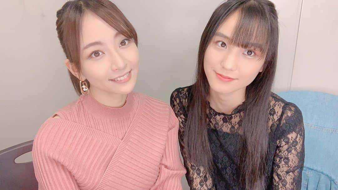 のインスタグラム：「#SHOWROOM 配信でした！ テーマ:アニマル🐕🐨🐇🦓🐟💕 色んな動物園行ってみたい！！ そしてお知らせも！ 12/21開催の【#ビタイベ 】弾き語りのリクエスト曲を募集中❗ テーマは #クリスマス 🎄🎵 12/1(日)18時までに📩にお願いします！bittersweet.livehouse@gmail.com . 大晦日代官山LOOPでのバンドライブで発売の新グッズデザインも👀❗️ 12月のSHOWROOMも観てね！毎週水曜日22時から配信！ #ビタスイ」