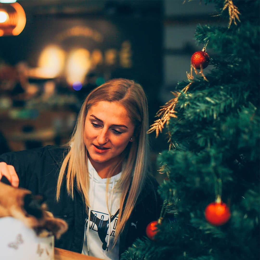 マンチェスター・シティFCさんのインスタグラム写真 - (マンチェスター・シティFCInstagram)「Cats are Christmassy aren’t they? 🤔⁣ ⁣⁣⁣ ⁣⁣⁣ ⁣⁣⁣ ⁣⁣⁣ ⁣⁣⁣ ⁣⁣⁣ #mancity」11月28日 0時42分 - mancity