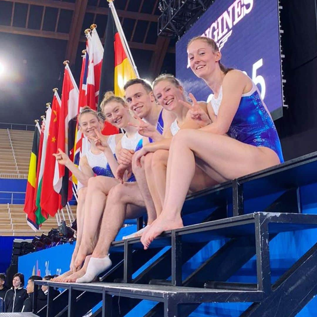 ブライオニー・ペイジさんのインスタグラム写真 - (ブライオニー・ペイジInstagram)「Final podium training before the comp tomorrow 🇬🇧🇬🇧🇬🇧 GOOD LUCK TEAM!」11月27日 15時48分 - bryony_page