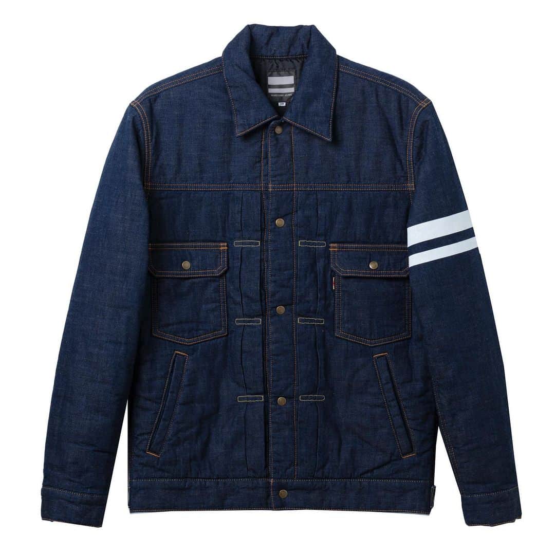 momotarojeansのインスタグラム：「03-134 2nd BATTING JACKET  #kojima #kurashiki #okayama #jeans #denim #denimday #denimporn #denimhead #selvedge #selvage #selvedgedenim #selvedgeforum #denimevolution #selvedgemurah #unionspecial #goingtobattle #madeinjapan #japanesedenim #fading #naturalfading #madebyhand #madeinjapan #jeanslife #vintagejeans #fade #selvedge #mensweardaily」