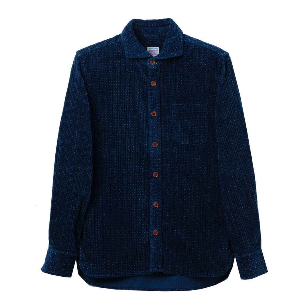 momotarojeansのインスタグラム：「05-242 WABASH CORDUROY SHIRTS  #kojima #kurashiki #okayama #jeans #denim #denimday #denimporn #denimhead #selvedge #selvage #selvedgedenim #selvedgeforum #denimevolution #selvedgemurah #unionspecial #goingtobattle #madeinjapan #japanesedenim #fading #naturalfading #madebyhand #madeinjapan #jeanslife #vintagejeans #fade #selvedge #mensweardaily」