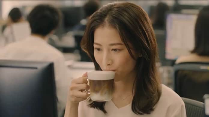 のインスタグラム：「「ネスレゴールドブレンド　バリスタ　デュオプラス(オフィス篇)、(お店篇)」に出演しました！ 是非見てください(^^)☕️ #ネスレ#ゴールドブレンド #nestle#goldblend」