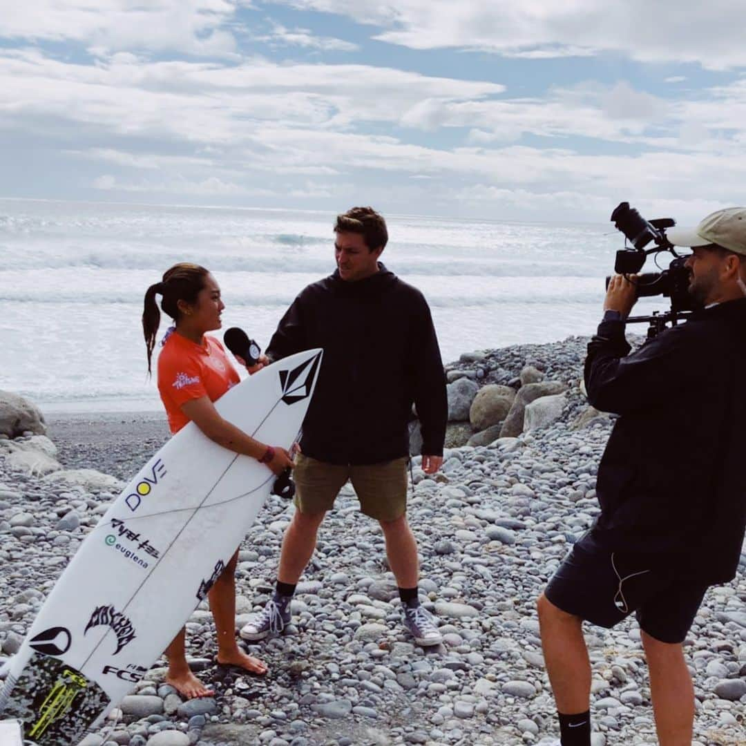 脇田紗良さんのインスタグラム写真 - (脇田紗良Instagram)「Into the quarterfinals here in Taiwan for the WJC🤩 can’t wait to surf again🌺🌴 @volcomjapan #volcomjapan」11月27日 18時12分 - sara_wakita1010