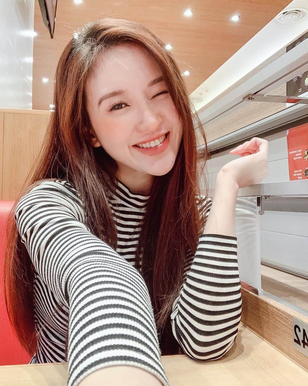 ジェシカ・ヤマダのインスタグラム：「Had a lot of fun Q&A-an sama kalian di IG Story kemarin. Buat yang belum baca, udah aku masukin highlight ‘jessasked’ di bio ya. 😙  Berikutnya mau topik apa ya? 🤔 ASI? Bumil? Pasca lahiran? Wkwkwk topik buibu banget ya. Tapi mumpung masih seger nih di otak, kalo nanti udah lewat lama kan takutnya lupa. 😂  Kalo kalian kepikiran topik apa lagi yang pengen aku bahas, komen aja ya. 🤗❤️」