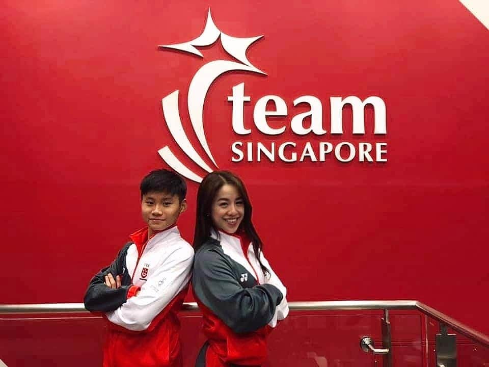 クロエ・イングさんのインスタグラム写真 - (クロエ・イングInstagram)「Arrived in Manila for #SEAGames2019 - super excited to be back in this lovely country to perform for y'all, and honoured to represent @teamsingapore once again for my second SEA Games! Thanks @singaporeair for the wonderful flight!❣⛸🇸🇬 - #roadtoseagames2019 #teamsingapore #oneteamsg #roarasone #figureskating #iceskating #singaporeairlines」11月27日 18時26分 - ing.chloe