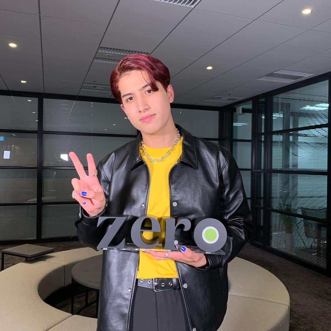 日本テレビ「news zero」さんのインスタグラム写真 - (日本テレビ「news zero」Instagram)「SNSのフォロワーはのべ370万人！いま若者から絶大な支持を受ける人がいます。動画クリエイターの #kemio さん。流行語を次々と生み出し、その影響力から様々な業界で目覚ましい活躍をしています。実は若者を魅了している背景には意外な理由がありました。 #newszero」11月27日 18時37分 - ntvnewszero