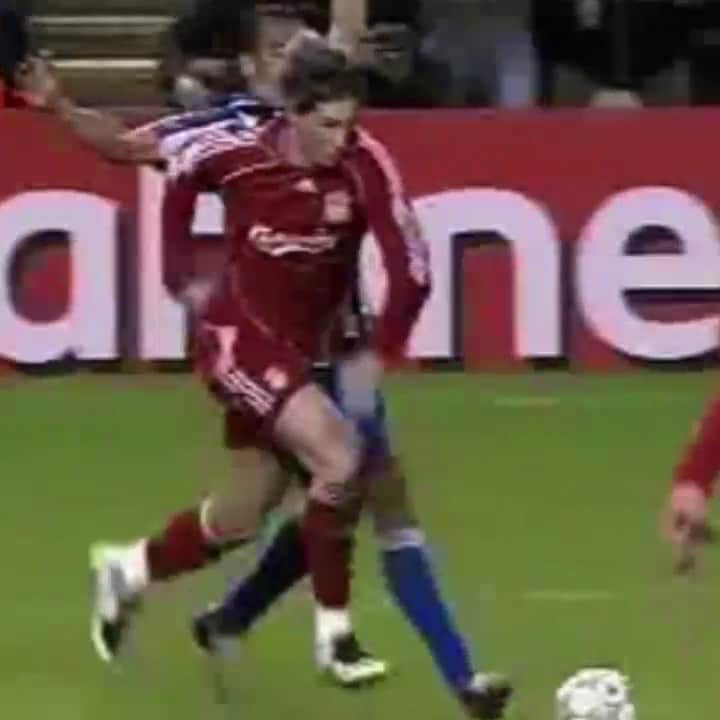 フェルナンド・トーレスのインスタグラム：「Memories from a great #UCL night 12 years ago at Anfield... 🔴⚽⚽🔥 @liverpoolfc @championsleague #TorresLegacy #TBTorres」