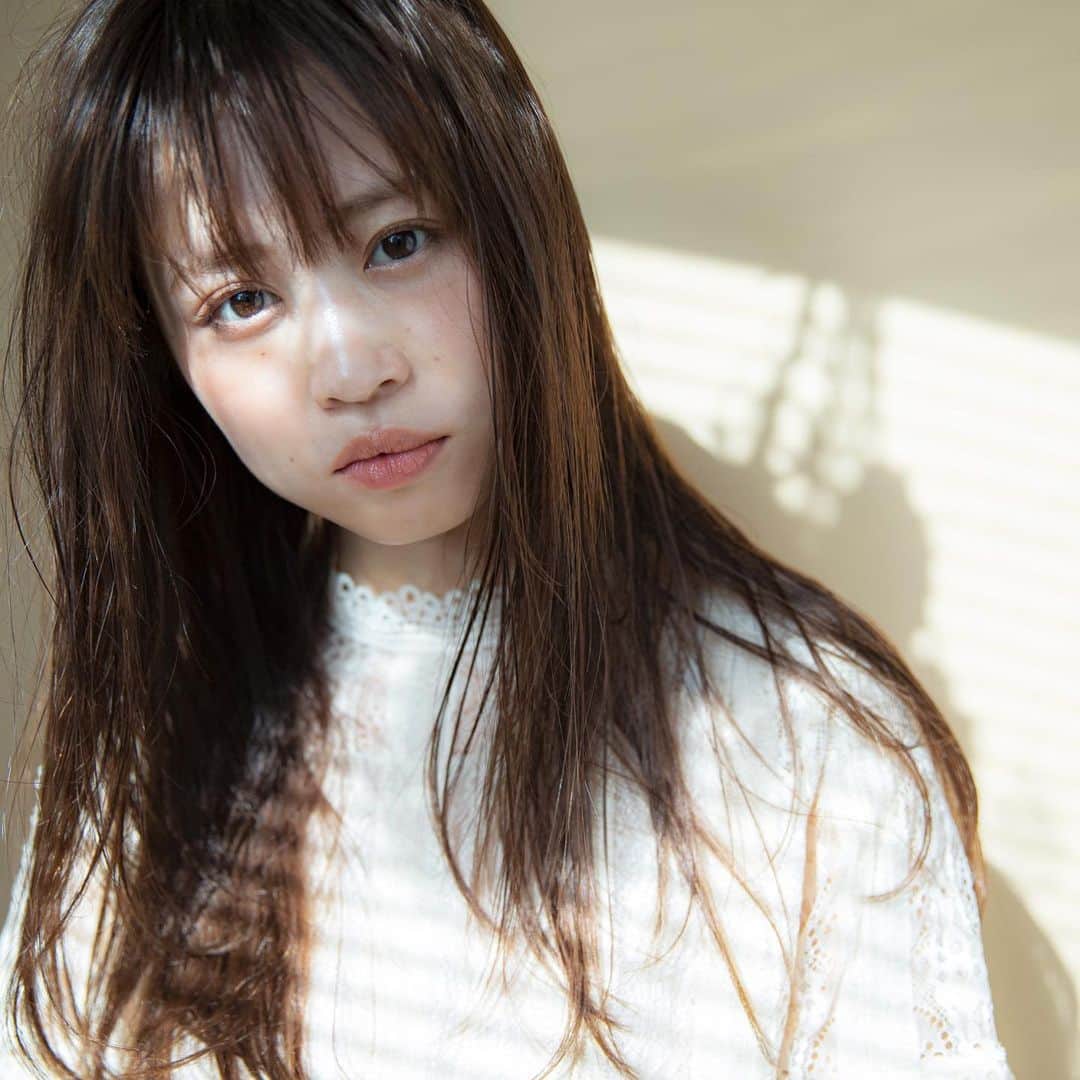 Yuta Misumiのインスタグラム：「. ㅤㅤㅤㅤㅤㅤㅤㅤㅤㅤㅤㅤㅤ年末は大変混雑が予想されます（と祈っています😂） ㅤㅤㅤㅤㅤㅤㅤㅤㅤㅤㅤㅤㅤ. ㅤㅤㅤㅤㅤㅤㅤㅤㅤㅤㅤㅤㅤその為、早めのご予約を頂けると助かります🙇🏻尚、12/中旬までの御来店の方が比較的スムーズにご希望のお時間がご案内出来やすいと思いますので重ねて宜しくお願いします🙇🏼‍♀️🙇🏼‍♀️ ㅤㅤㅤㅤㅤㅤㅤㅤㅤㅤㅤㅤㅤ. ㅤㅤㅤㅤㅤㅤㅤㅤㅤㅤㅤㅤㅤ今週、来週は研修で月火連休の為、平日のスタッフ数が多くて更に狙い目です⛄️⛄️⛄️ #かわいいをすぐそばで#岡崎市美容室#myhairdesign」
