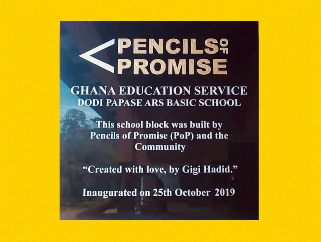 ジジ・ハディッドさんのインスタグラム写真 - (ジジ・ハディッドInstagram)「I’m so happy to announce that the school in Dodi Papase 🇬🇭 was completed last month! Grateful to @pencilsofpromise and the local community for the opportunity to make this possible, and for your hard work on the ground to make this a reality. Every child deserves a quality education and a safe place to learn. 💛 Can’t wait to visit :)」11月28日 1時03分 - gigihadid