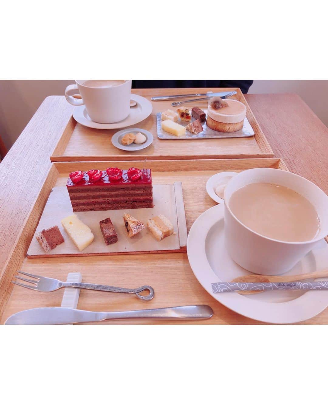 清里千聖さんのインスタグラム写真 - (清里千聖Instagram)「. 最近空き時間があるときは. 母とcafe巡り〜🥺🍓💕. #beep #beepsheepshamp #cafe #patisseriean #稲沢 #稲沢カフェ #🍰」11月27日 19時43分 - chiseikiyosato