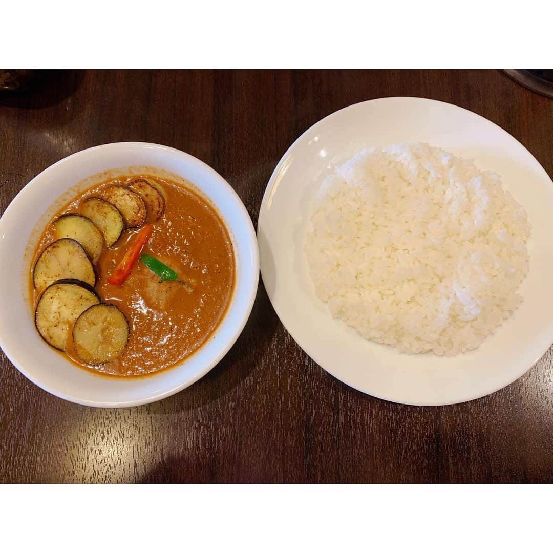 白山治輝さんのインスタグラム写真 - (白山治輝Instagram)「最近のカレー部🍛。あげ忘れその1。 ①肉スパイスカレー　ガネック(三宿) ②curry 草枕 (新宿) ③肉カレー千葉屋(南森町) ④桜堂(桜川)  #カレー部 #brianthesun」11月27日 20時04分 - harukithesun